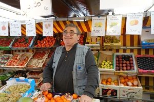 « Au Pomar de Jean » fruits et légumes Bio au marché Verneuil...
